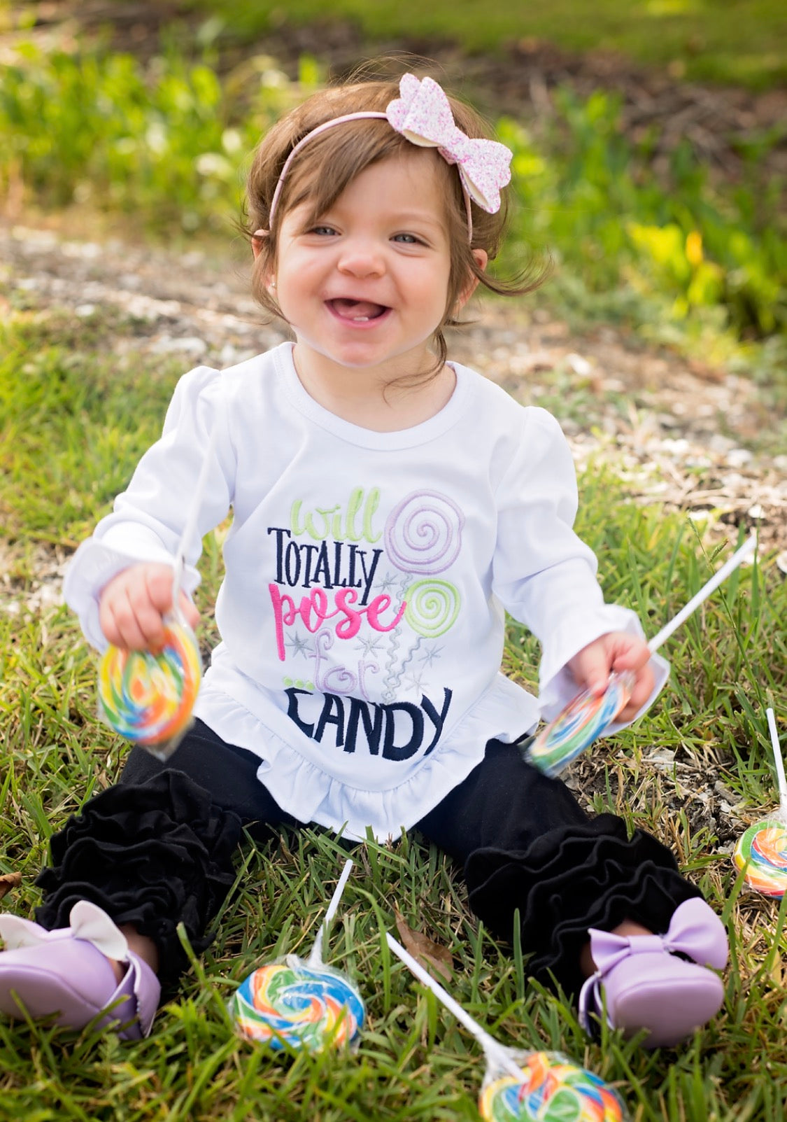 Will totally pose for Candy! - Halloween Tee